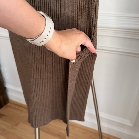 Sage The Label Kalli Green Sweater Midi Skirt with Side Slit Size M - Picture 4 of 7